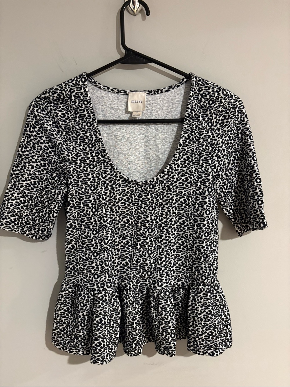 Maeve Anthropologie Leopard Print Peplum Top Women’s S Black White